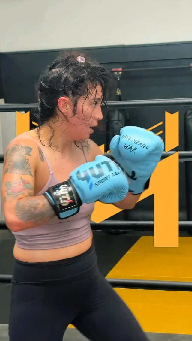 @jeessssssie putting in work with @kru.jace this A.M!
Muay Thai better than coffee ☕️🥊

Train with us anytime Monday–Saturday,
morning & evening classes available